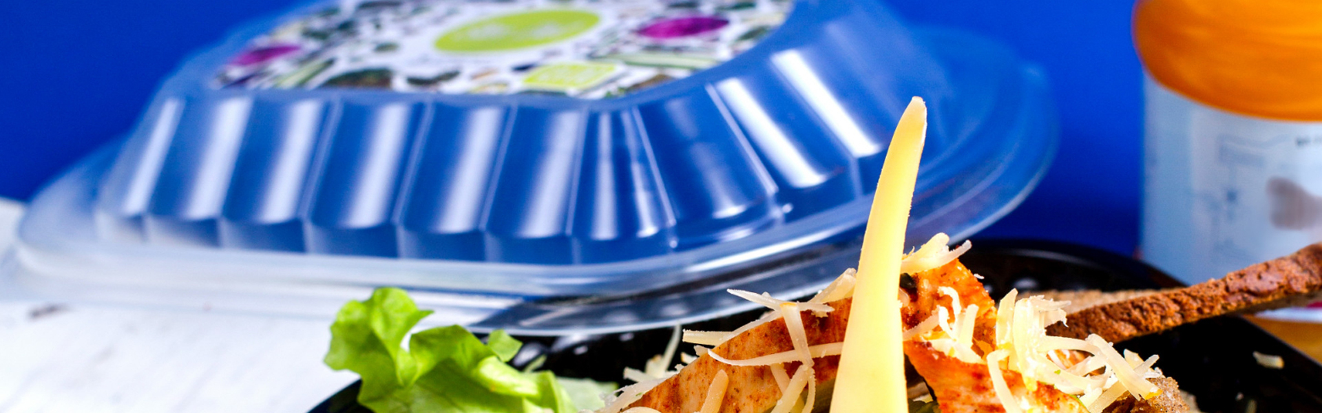 Contenedores para alimentos con sticker personalizado: ¿Cómo benefician a mi cafetería en Saltillo?